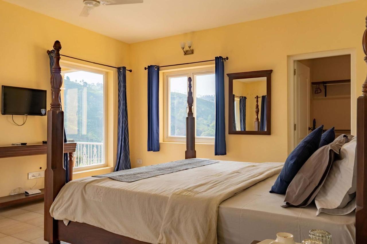 Villa Yellow Tulip With Breakfast, Bbq Grill & Pet By Stayvista