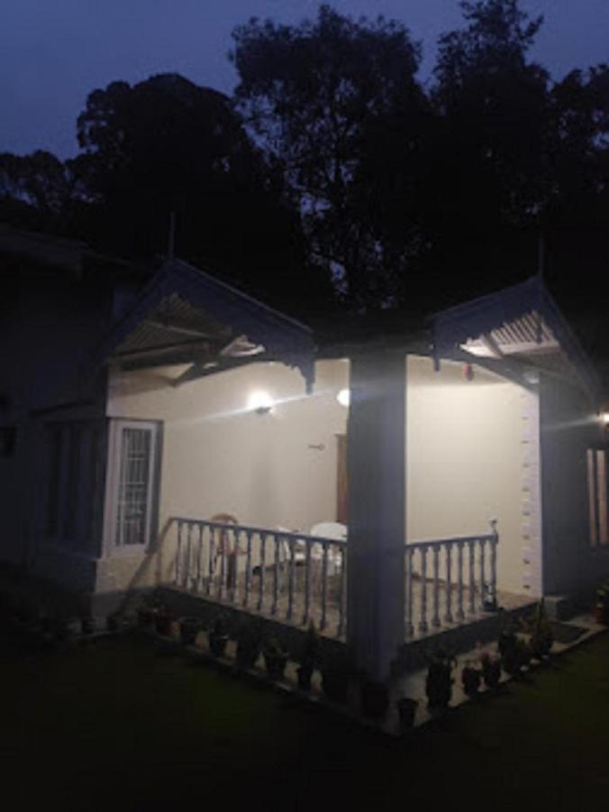 Dew Drops By Lexstays Holiday home *