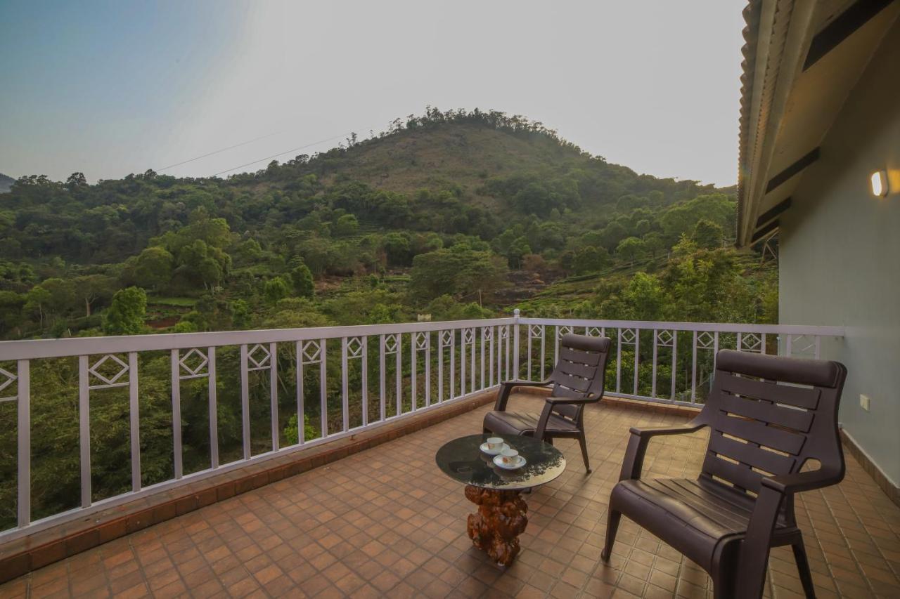 3 Bedroom Valley View Villa