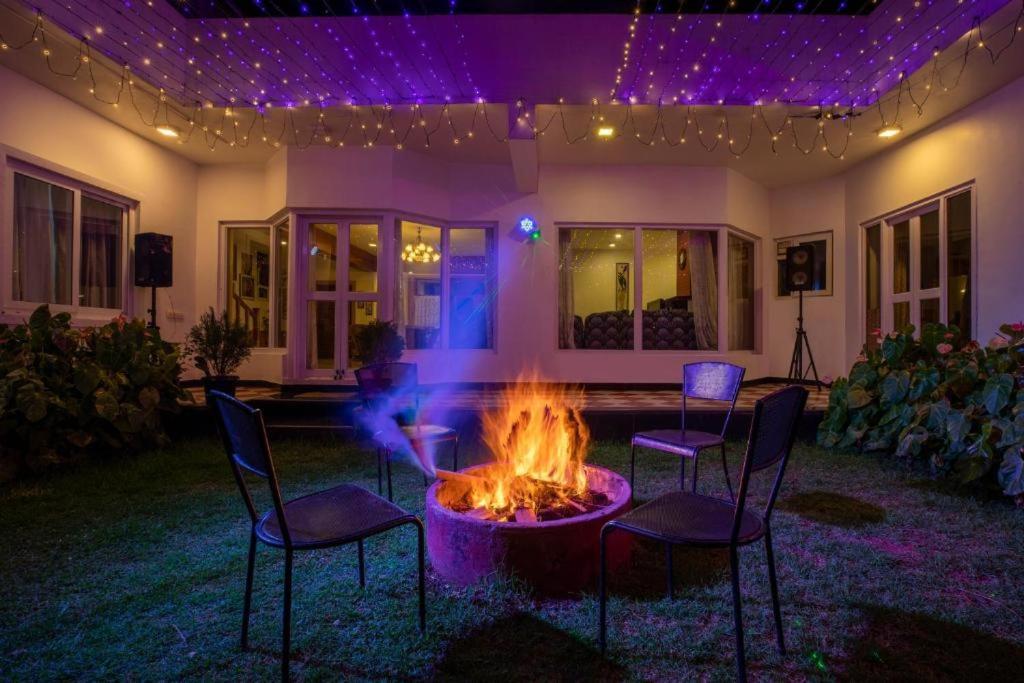 Mansarovar Bed & Breakfast *