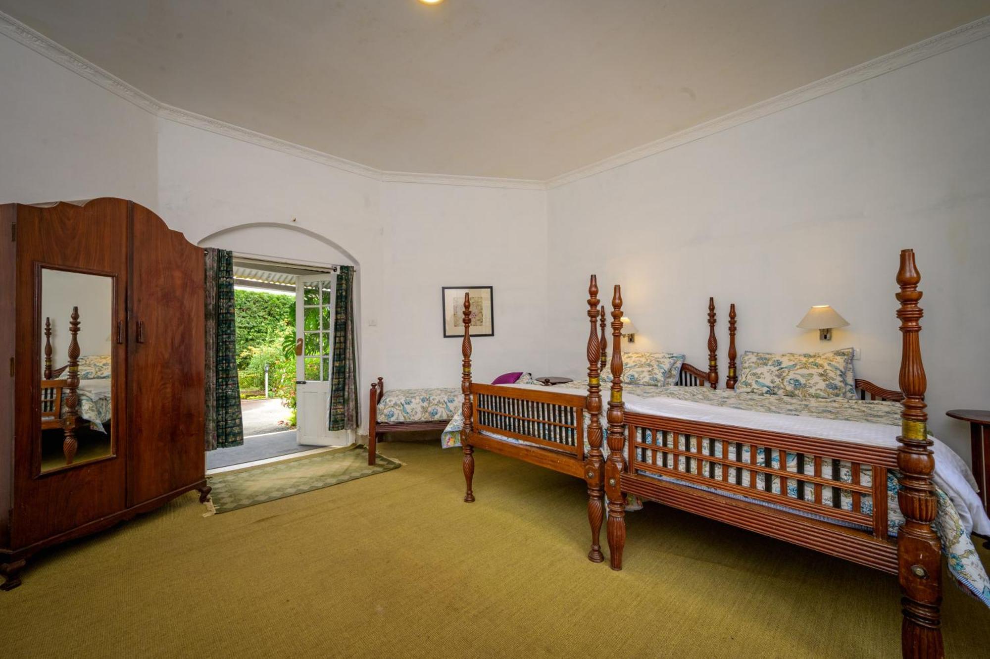 Hotel Neemrana's Wallwood Garden 3*