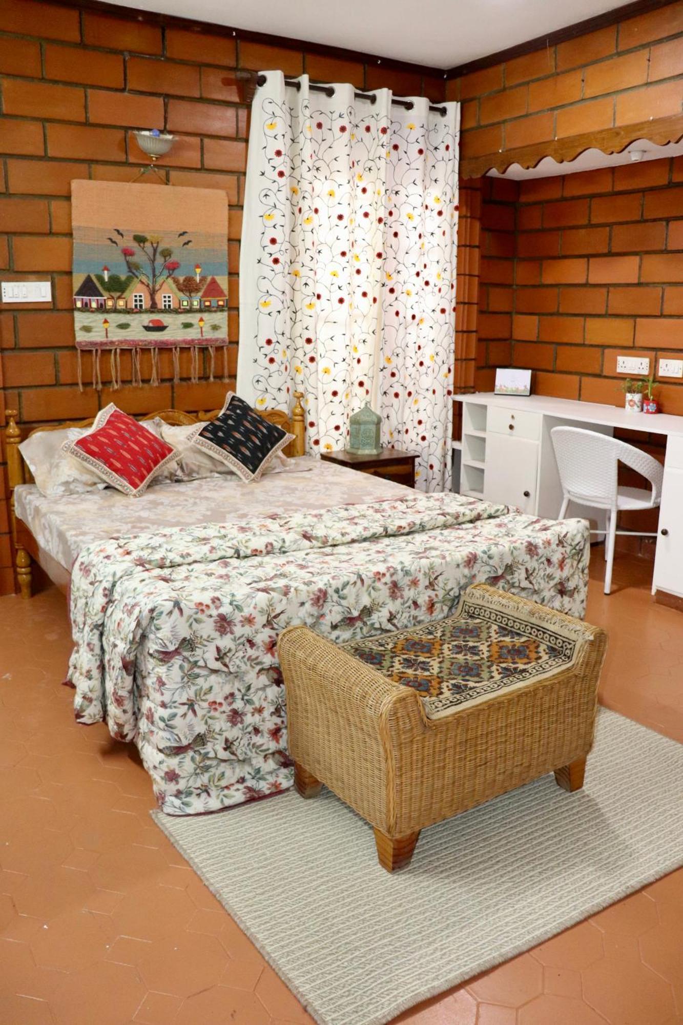 Ghar-e-sukoon Guest house *