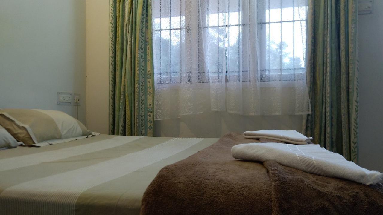 Homestay Oaks Homestay
