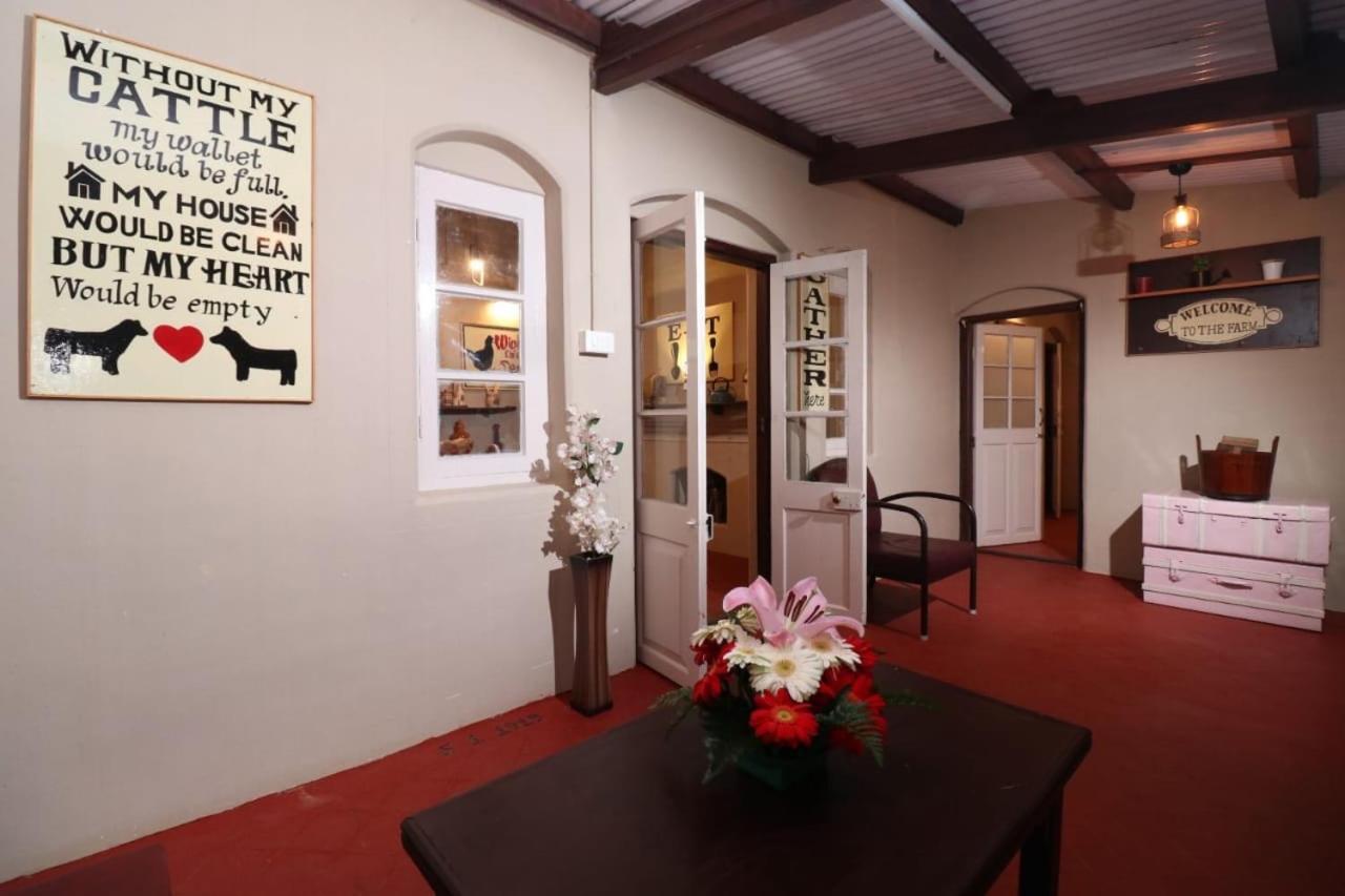 Penrhyn Estd 1929 Farm stay *